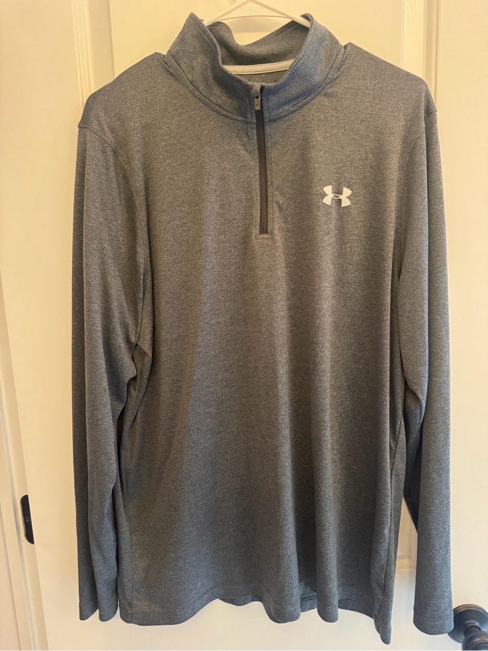 Under Armour Men’s XL Gray 1/4 Zip Performance Pullover